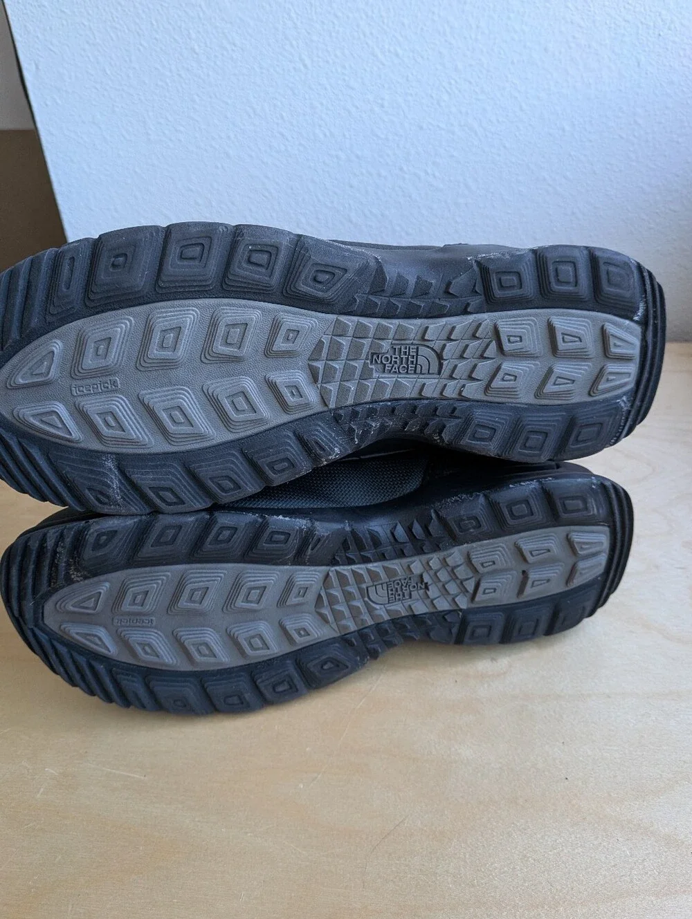 The North Face ThermoBall Eco Button Up Winter Boots Black Quilted Women's 8